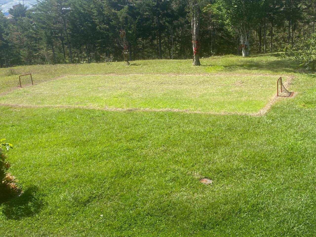 La Casa De Piedra Βίλα Guatapé Εξωτερικό φωτογραφία